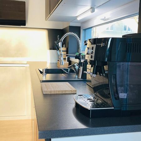 House Flow, 3 Room, Free 2 Parking 브라티슬라바 외부 사진