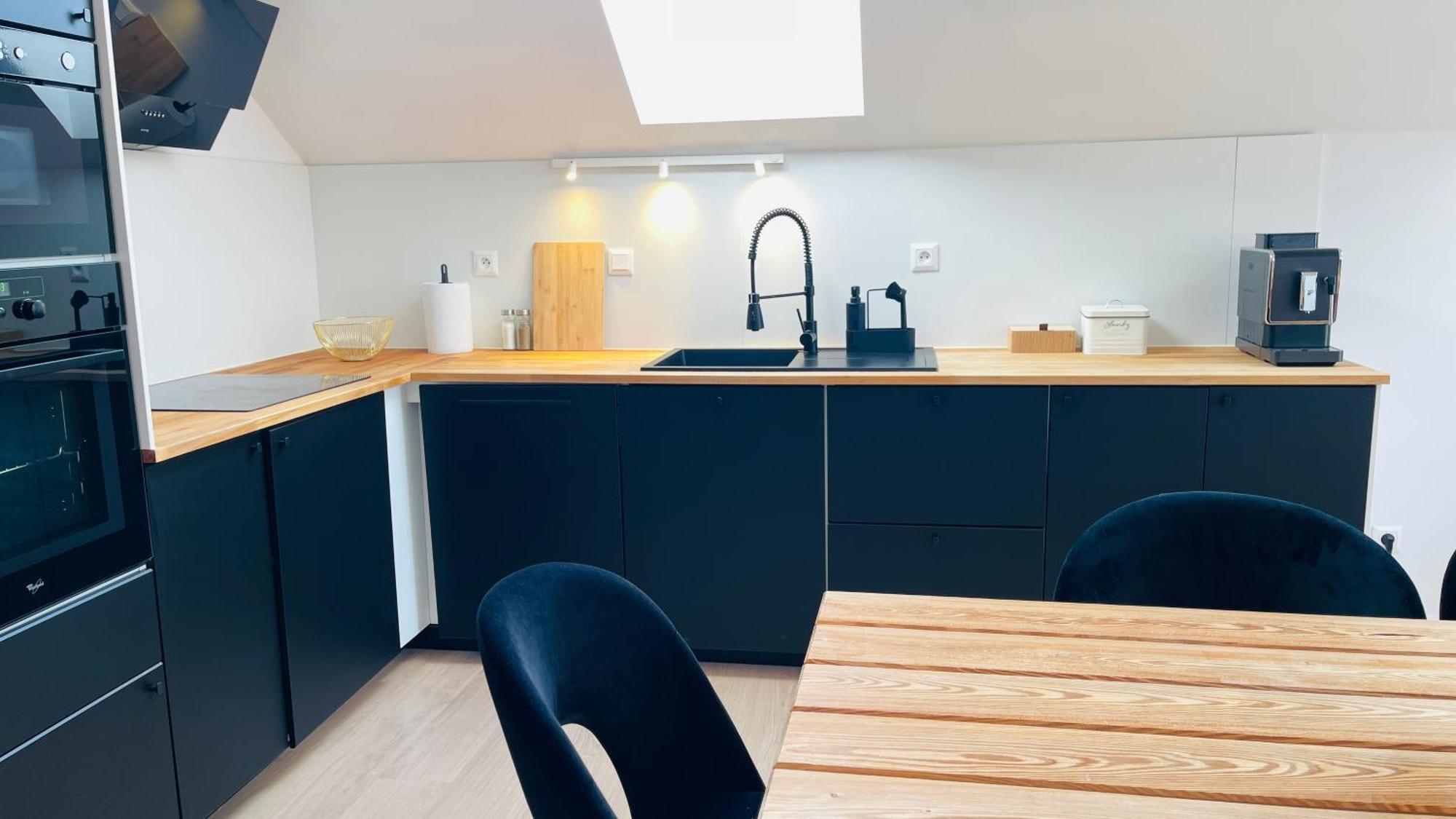 House Flow, 3 Room, Free 2 Parking 브라티슬라바 외부 사진